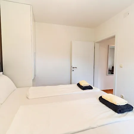 Apartment Dzon Beachside *